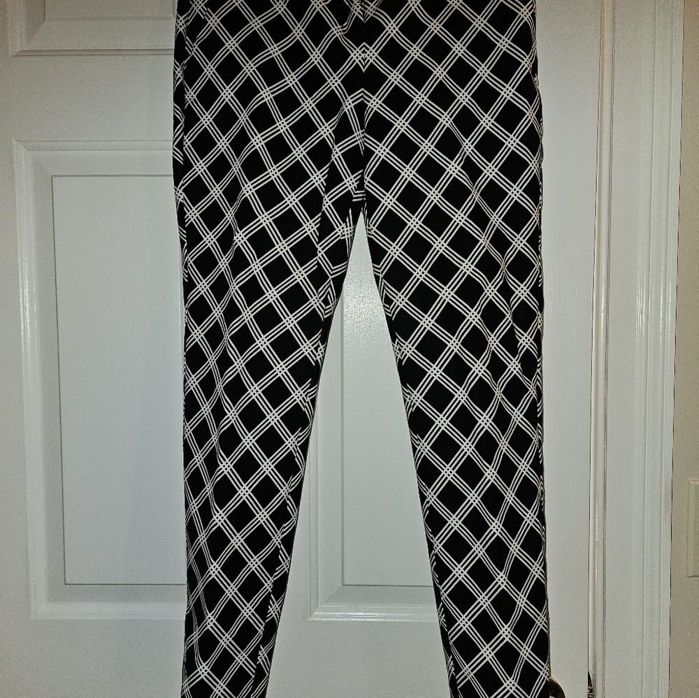 Express Columnist Pants Black & White Check Print Womens Size 2R Buiness Casual